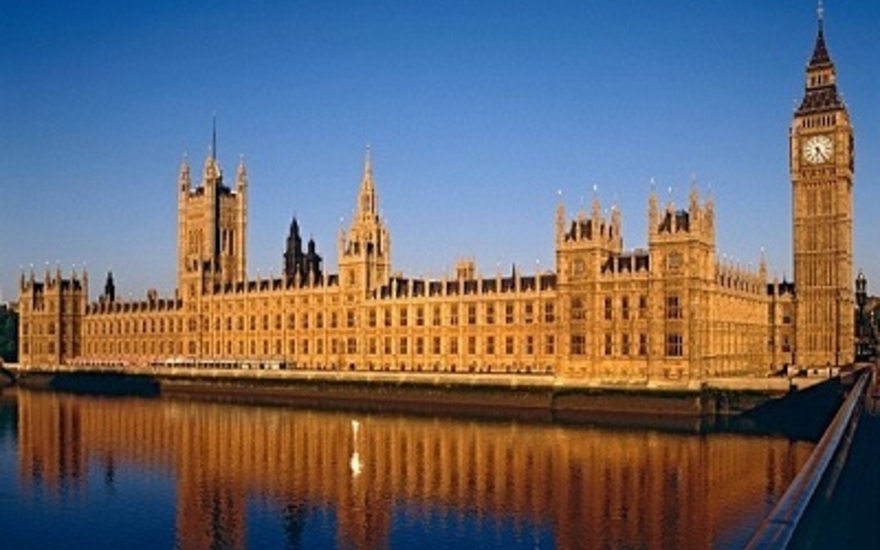 Korrupció elleni fellépés a brit törvényalkotási programban